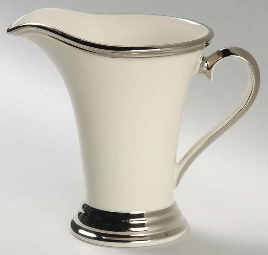 Solitaire Creamer by Lenox-1
