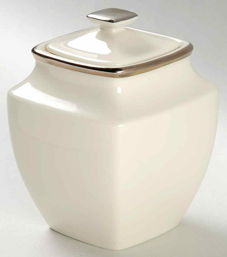 Solitaire Square Sugar Bowl & Lid by Lenox-1