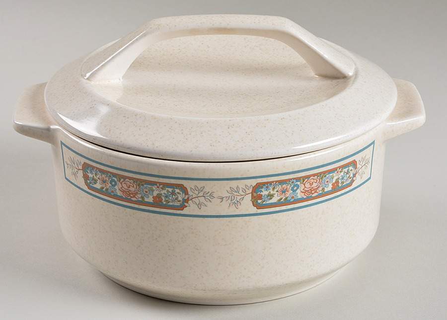 Sonata 1.25 Qt Round Covered Casserole by Lenox-1
