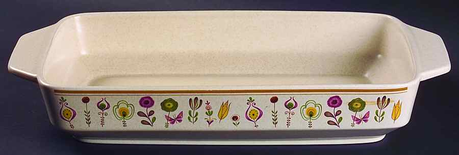 Sprite 15" Rectangular Baker by Lenox-1