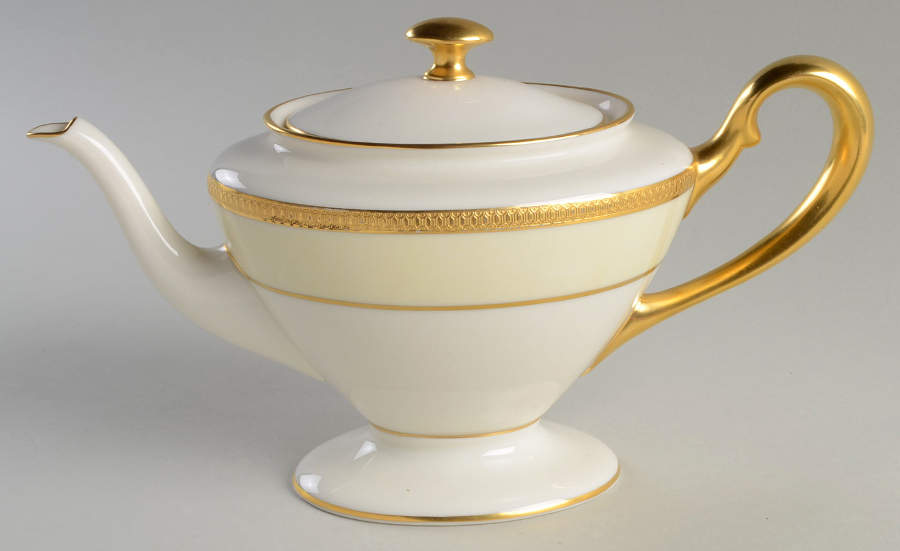 Springfield Shape 742 Teapot & Lid by Lenox-1