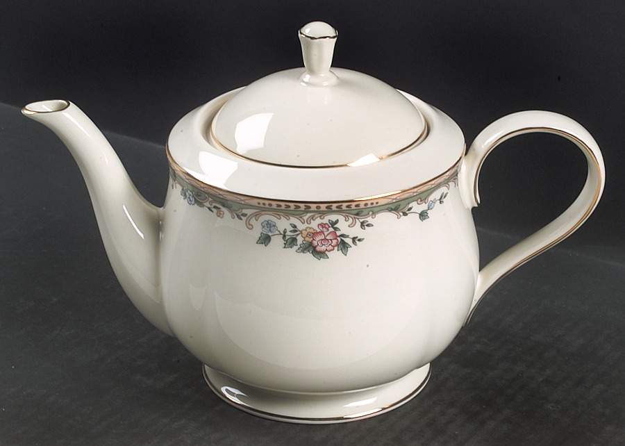 Spring Vista Teapot & Lid by Lenox-1