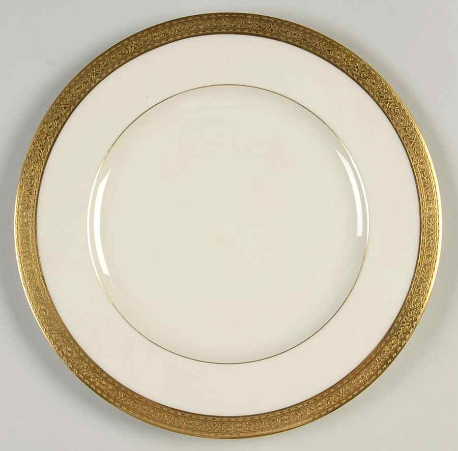Stanford Luncheon Plate by Lenox-1