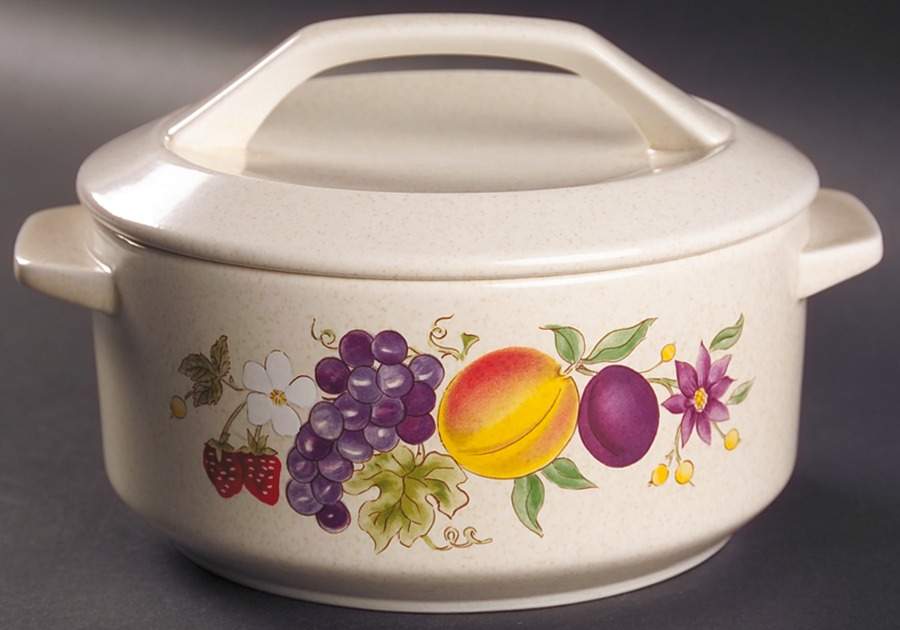Summer Harvest 1.25 Qt Round Covered Casserole by Lenox-1