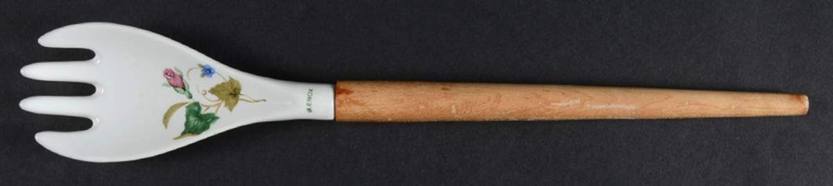 Summer Terrace Salad Serving Fork with Wood Prongs by Lenox-1