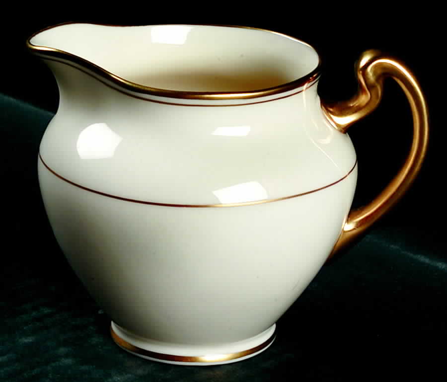 T17 Shape 1636 Creamer by Lenox-1