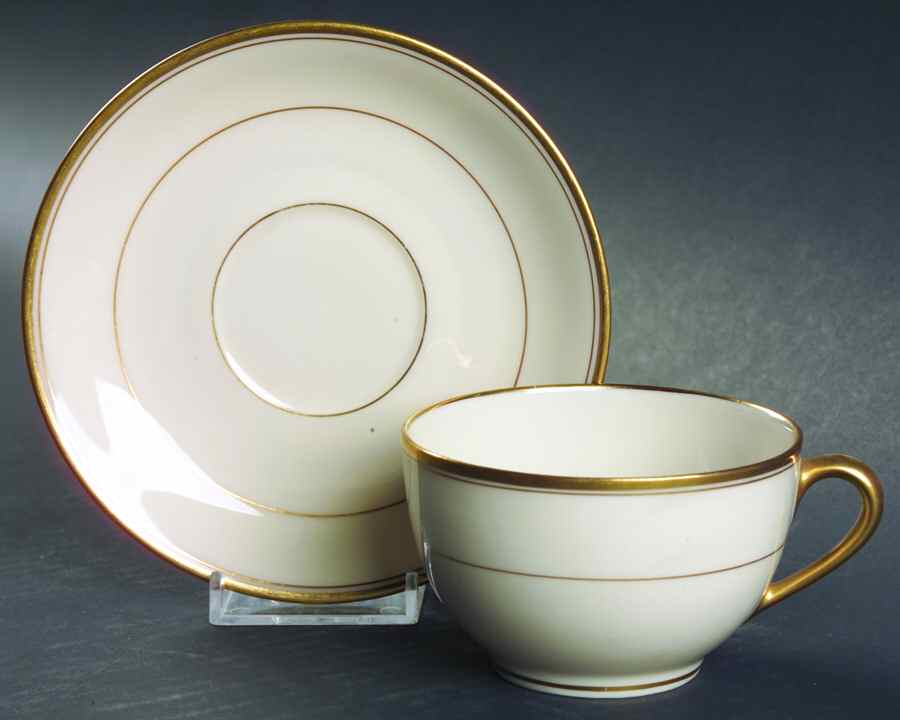 T17 Flat Cup & Saucer Set by Lenox-1