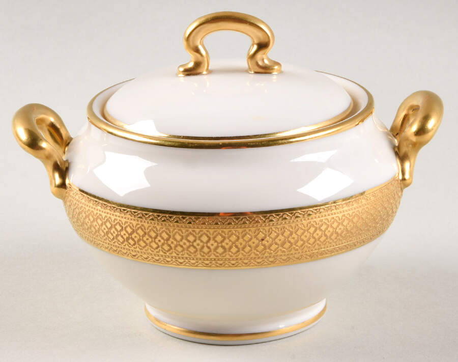 T4 Sugar Bowl & Lid by Lenox-1