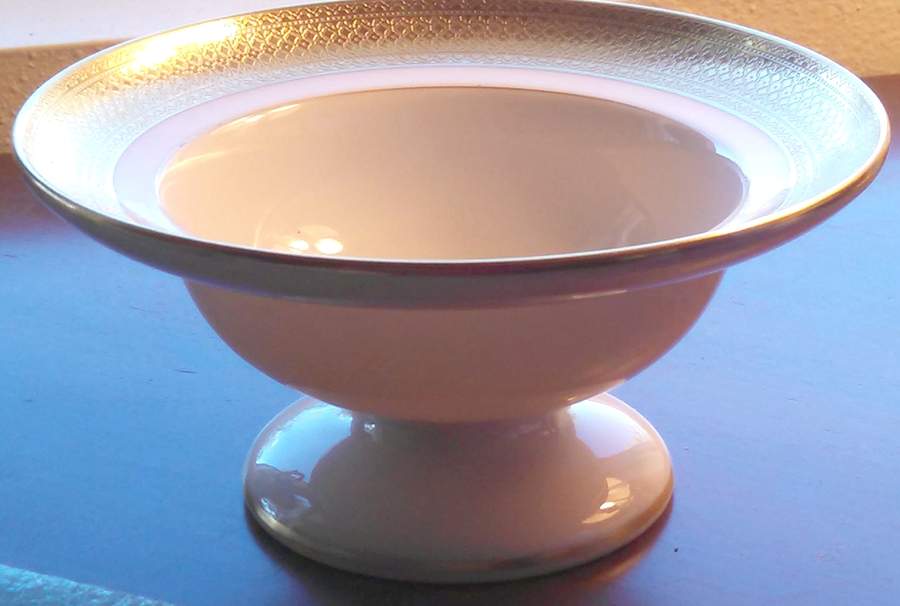 T4 Small Baked Apple Dish by Lenox-1