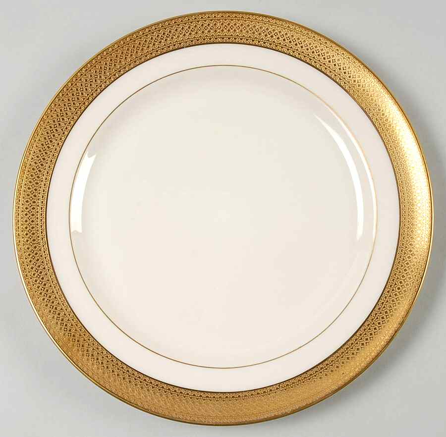 T4 Luncheon Plate by Lenox-1