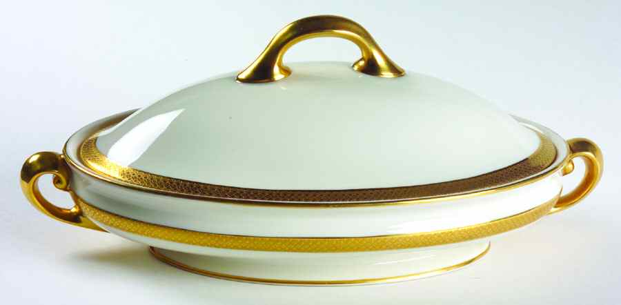 T6 Oval Covered Vegetable by Lenox-1