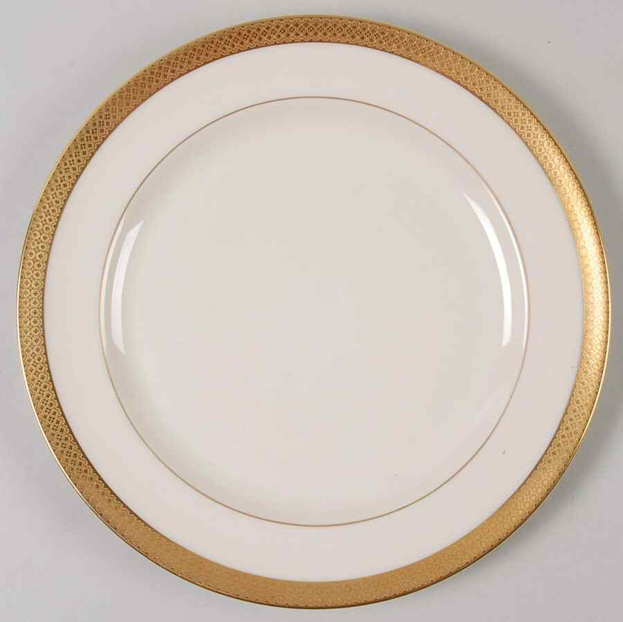 T6 Luncheon Plate by Lenox-1