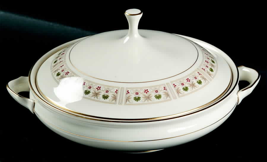 Tableau Round Covered Vegetable by Lenox-1
