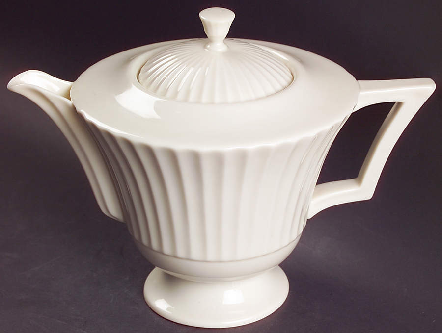 Temple Off White Teapot & Lid by Lenox-1