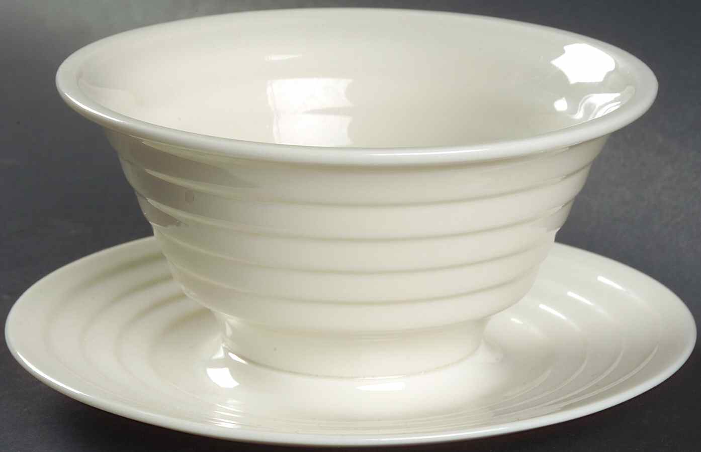Terrace White Round Gravy Boat/Attached Underplate by Lenox-1