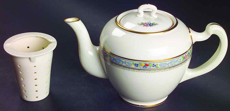 Trent Shape 522 Teapot & Lid with Infuser by Lenox-1