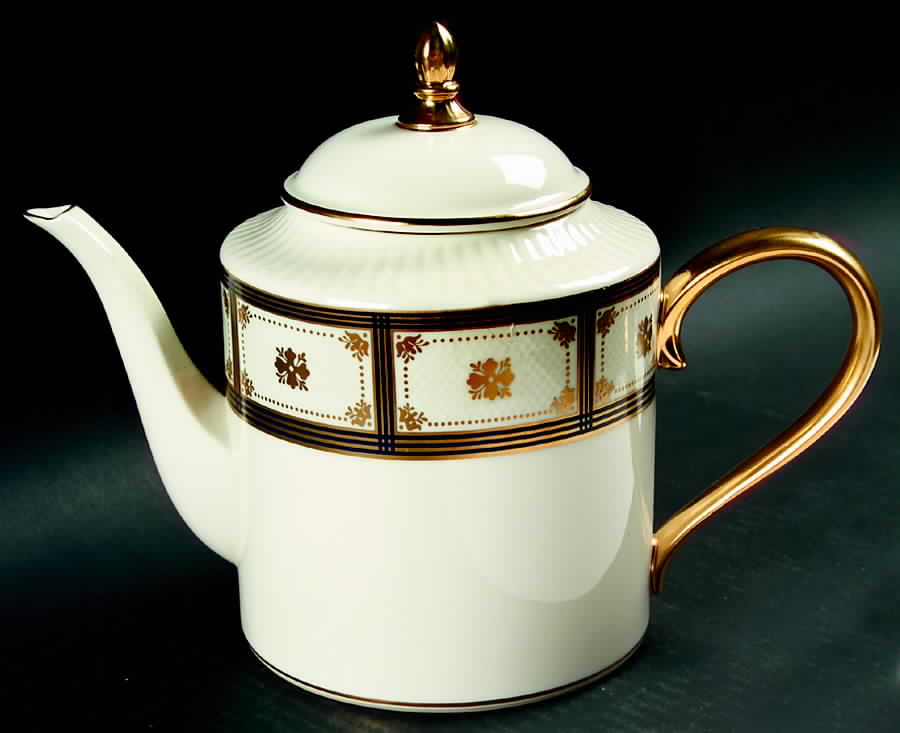 Trovatore Teapot & Lid by Lenox-1