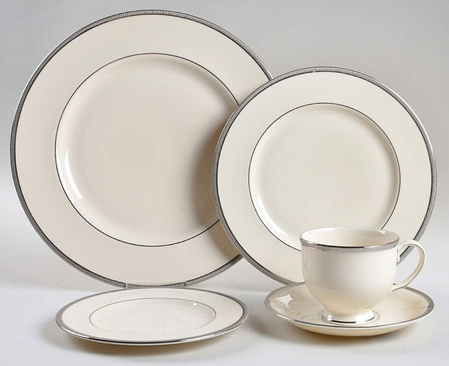 Tuxedo Platinum (Newer, Presidential Shape) 5 Piece Place Setting by Lenox-1