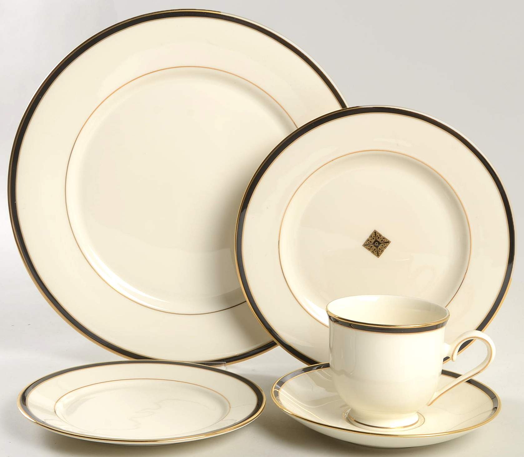 Urban Lights 40 Piece Estate Set by Lenox-1