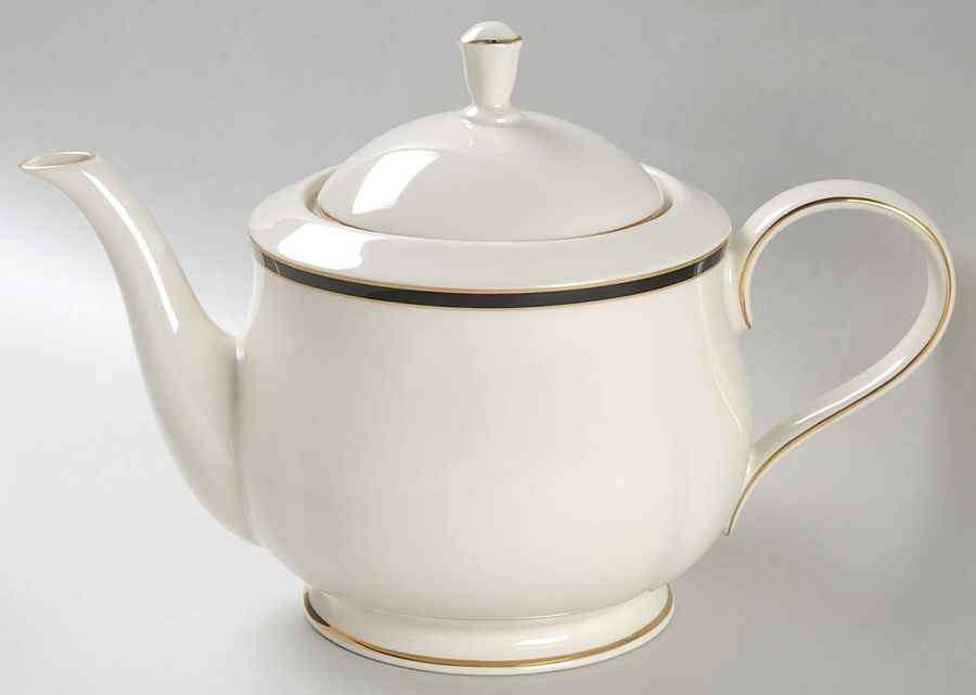 Urban Lights Teapot & Lid by Lenox-1