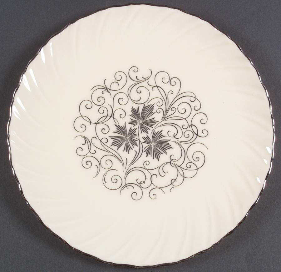 Valera Luncheon Plate by Lenox-1