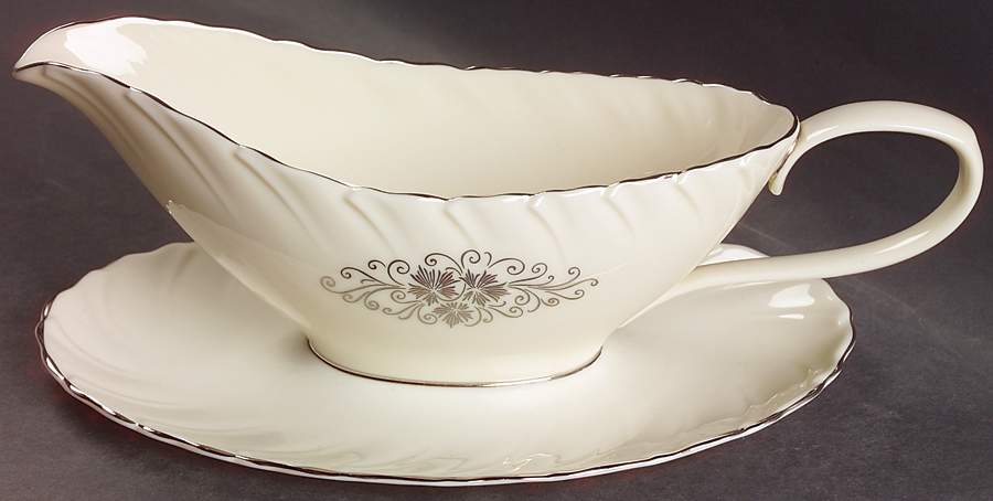 Valera Gravy Boat with Attached Underplate by Lenox-1
