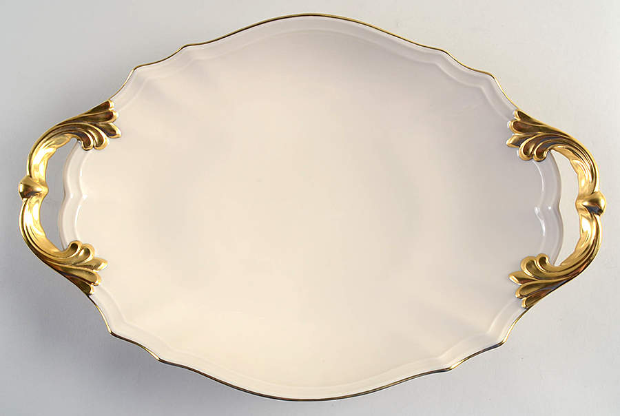 Valencia 16" Oval Serving Platter by Lenox-1