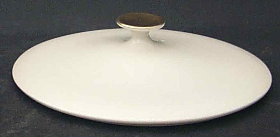 Versailles Lid for Round Vegetable by Lenox-1