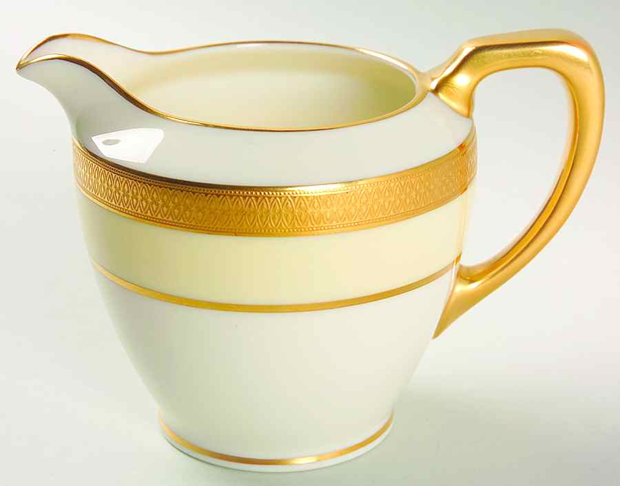 Vernon (Cream Rim) Creamer by Lenox-1