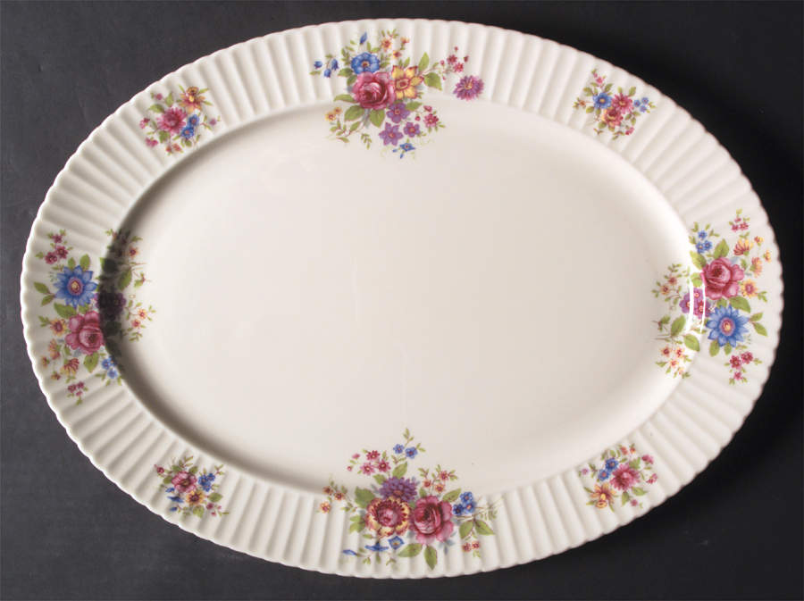 Victoria 17" Oval Serving Platter by Lenox-1