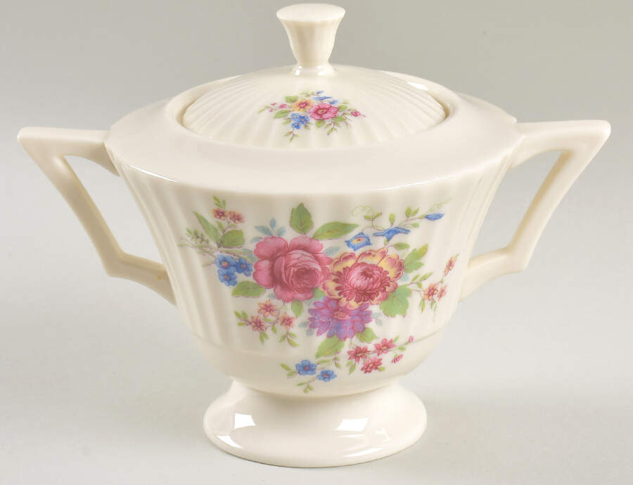 Victoria Sugar Bowl & Lid by Lenox-1