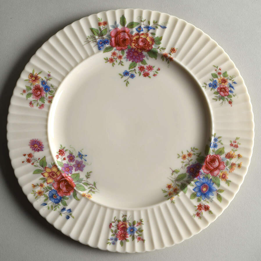 Victoria Luncheon Plate by Lenox-1