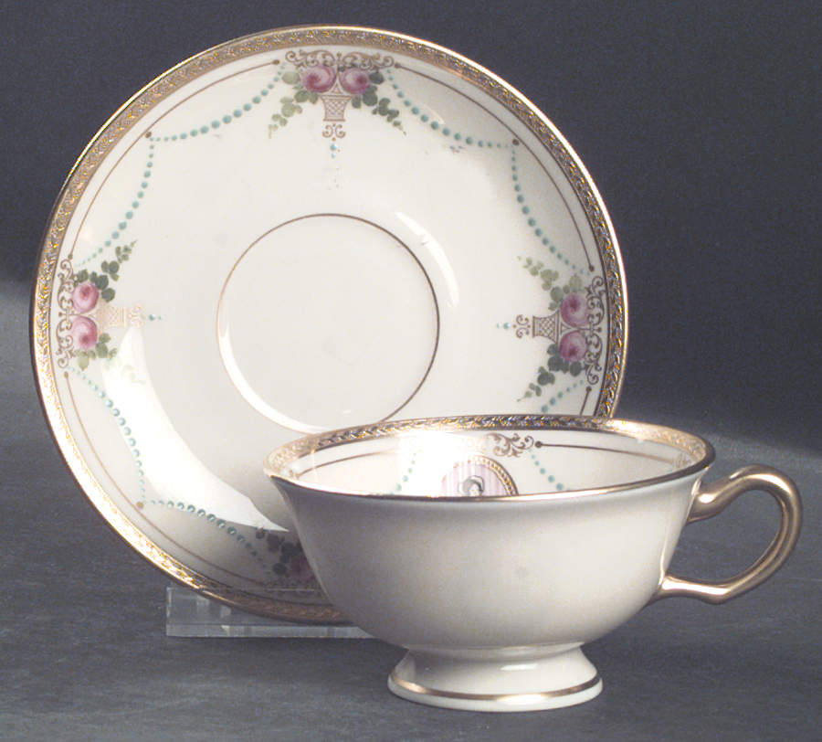 Virginian (Scalloped) Footed Cup & Saucer Set by Lenox-1