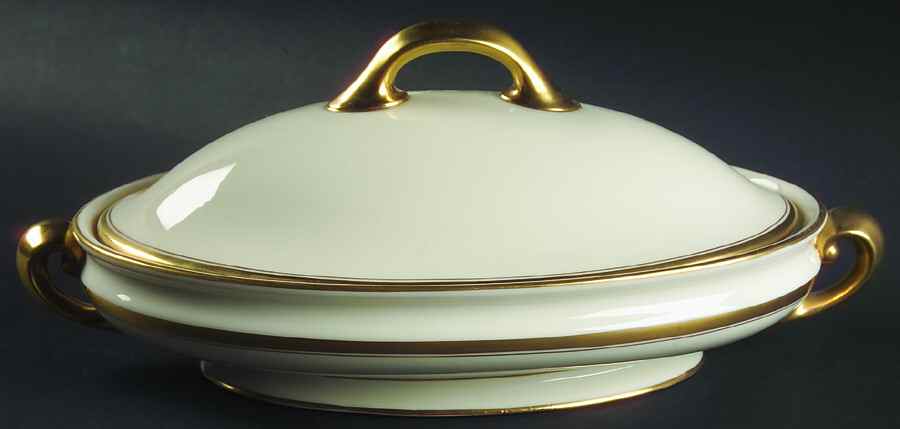 The Vondel Oval Covered Vegetable by Lenox-1