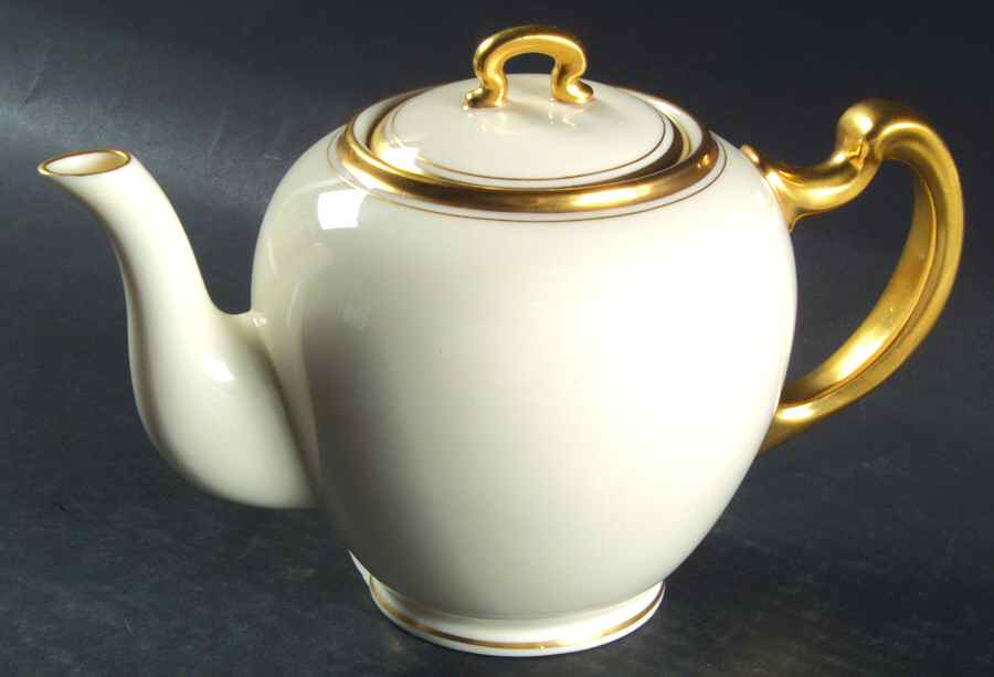 The Vondel Shape 522 Teapot & Lid by Lenox-1
