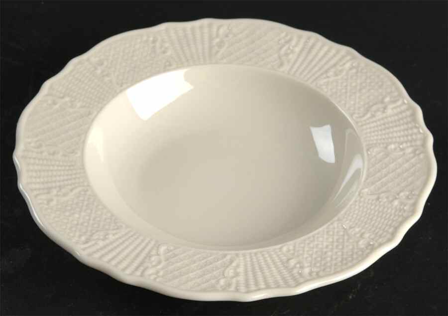 Washington Wakefield Off White Rim Fruit/Dessert (Sauce) Bowl by Lenox-1