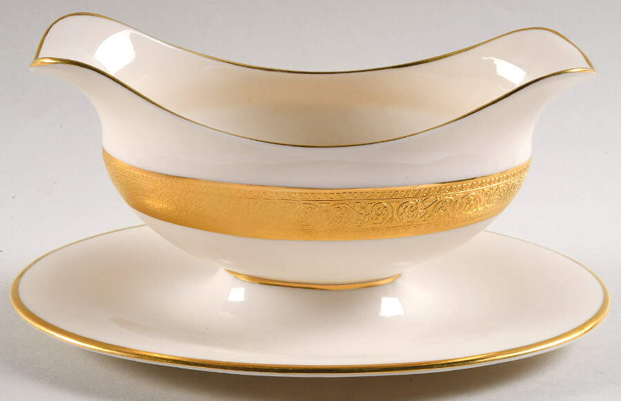 Westchester Gravy Boat with Attached Underplate by Lenox-1