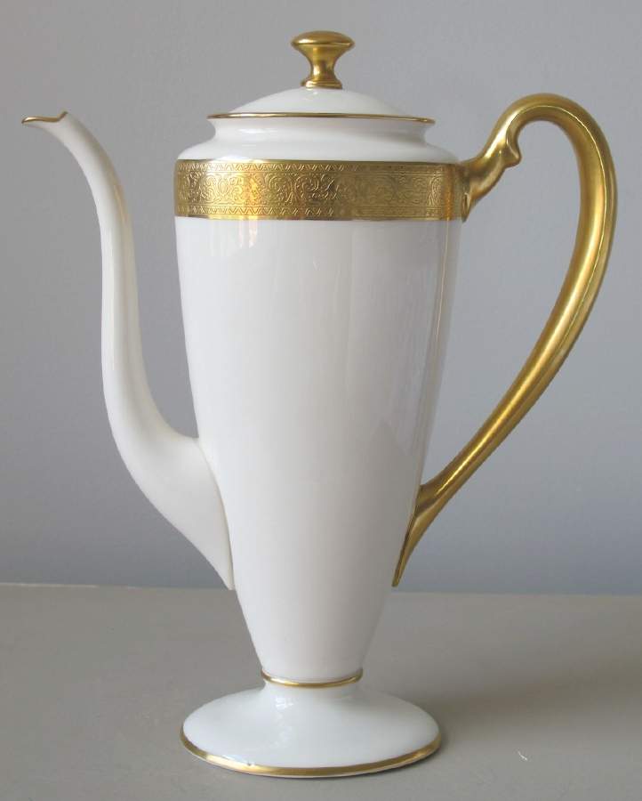 Westchester Shape 741 Coffee Pot & Lid by Lenox-1
