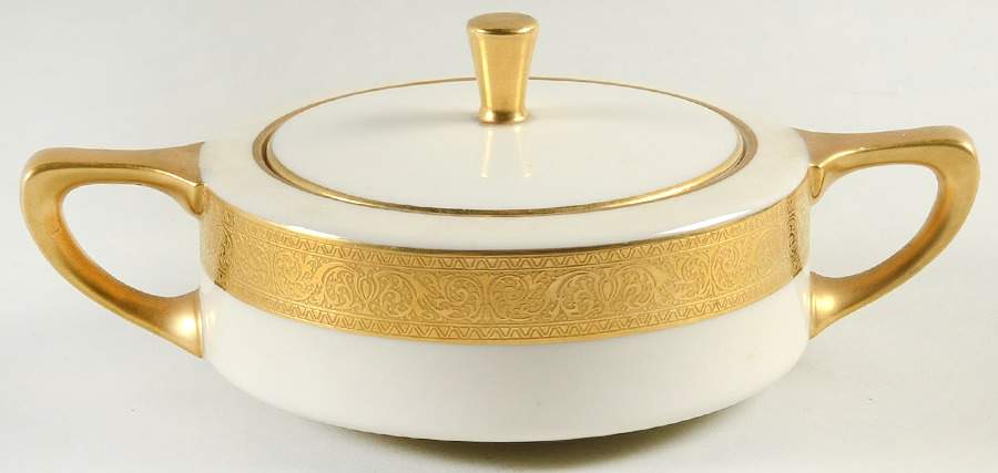 Westchester Sugar Bowl & Lid by Lenox-1