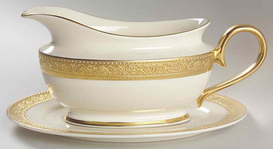 Westchester 1999 Shape Gravy Boat & Underplate by Lenox-1