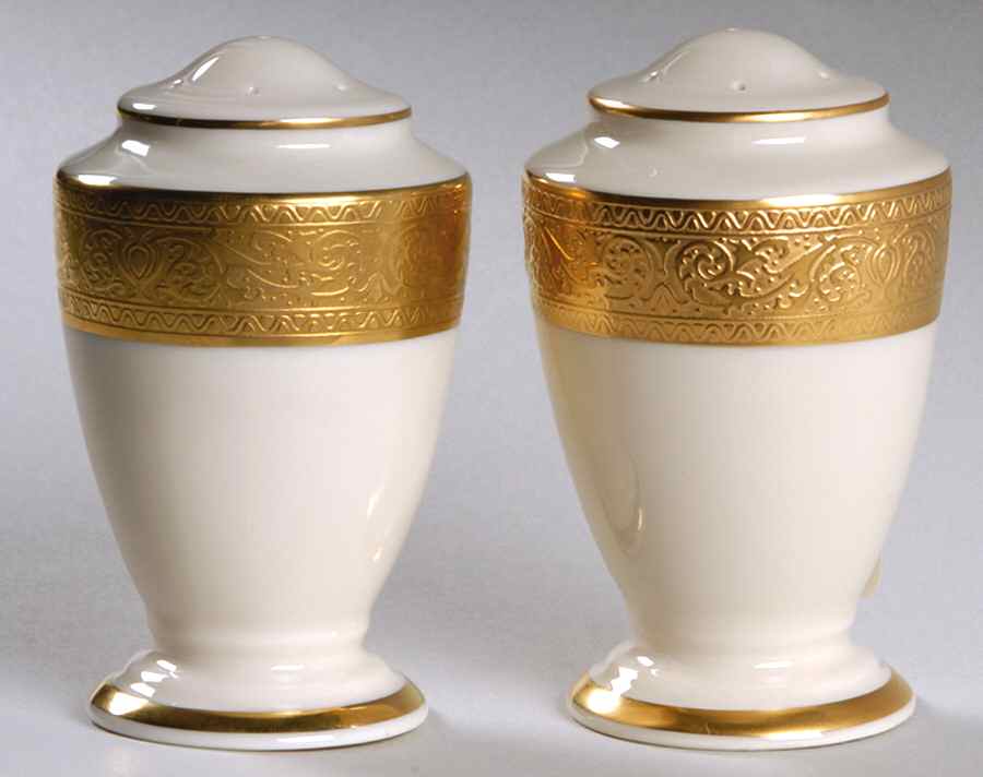 Westchester 99 Shape Salt & Pepper Set by Lenox-1