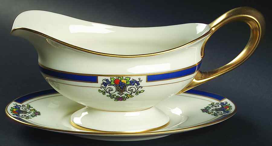 Westchester Gravy Boat with Attached Underplate by Lenox-1