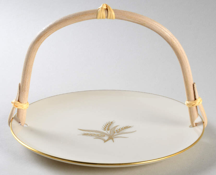 Wheat 5 3/8"-5 5/8" Bamboo Handled Serving Plate  HC by Lenox-1