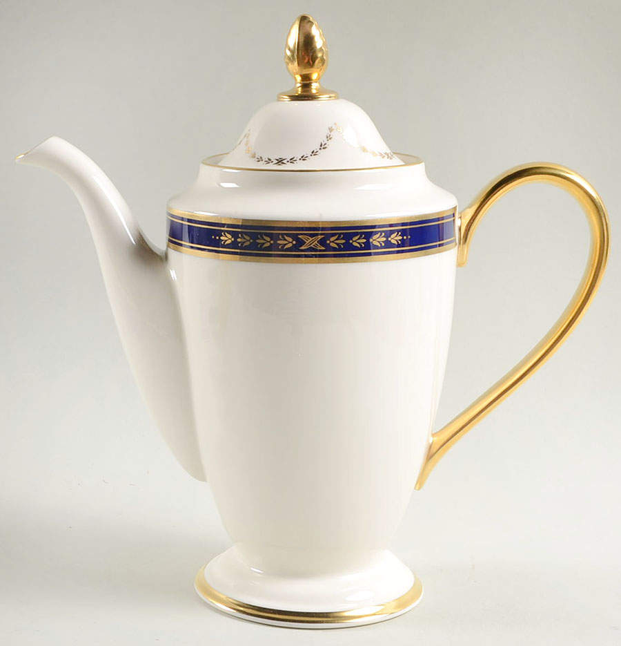 Winslow Castle Coffee Pot & Lid by Lenox-1