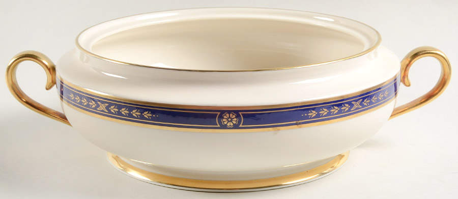 Winslow Castle 1999 Shape Round Vegetable No Lid by Lenox-1