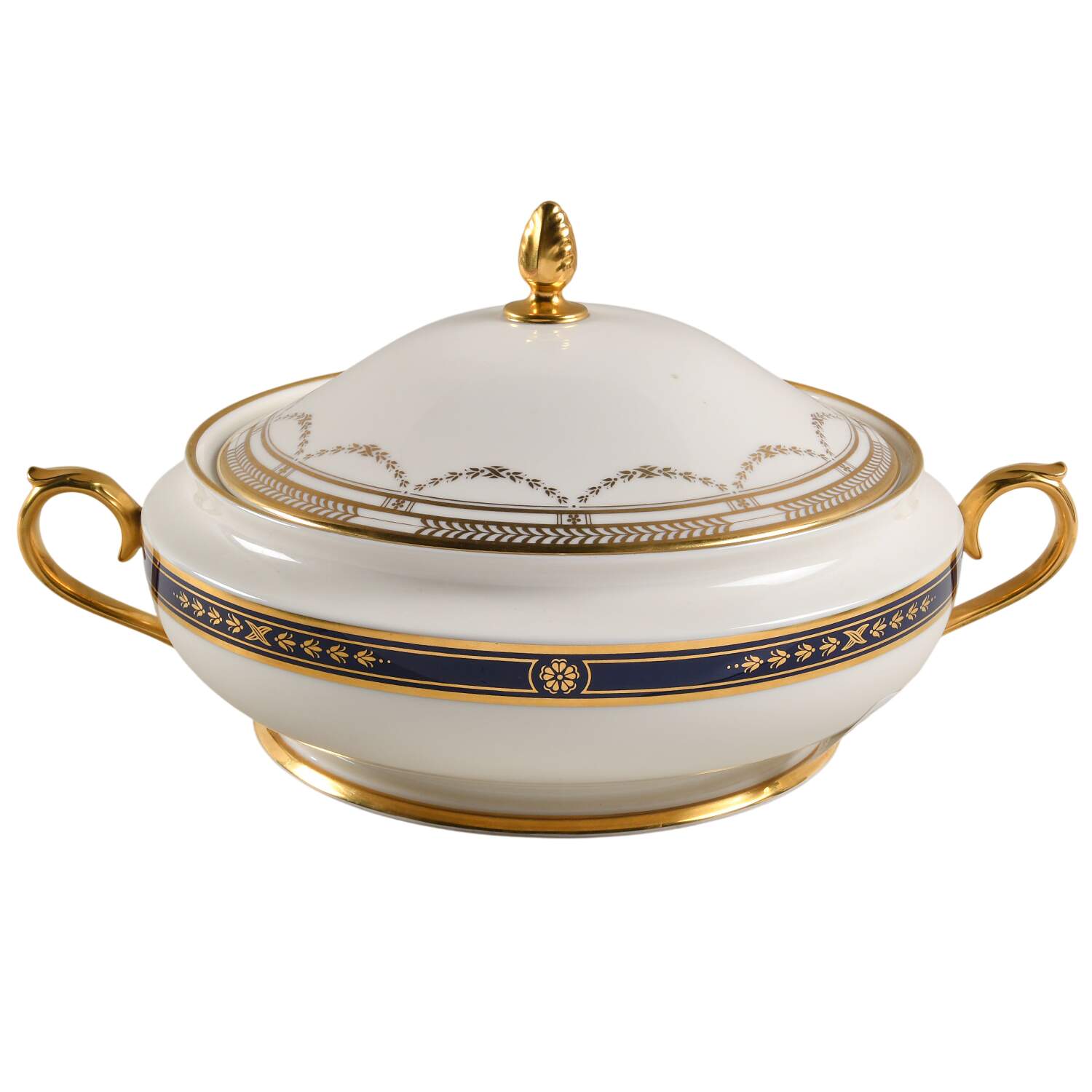 Winslow Castle Round Covered Vegetable by Lenox-1