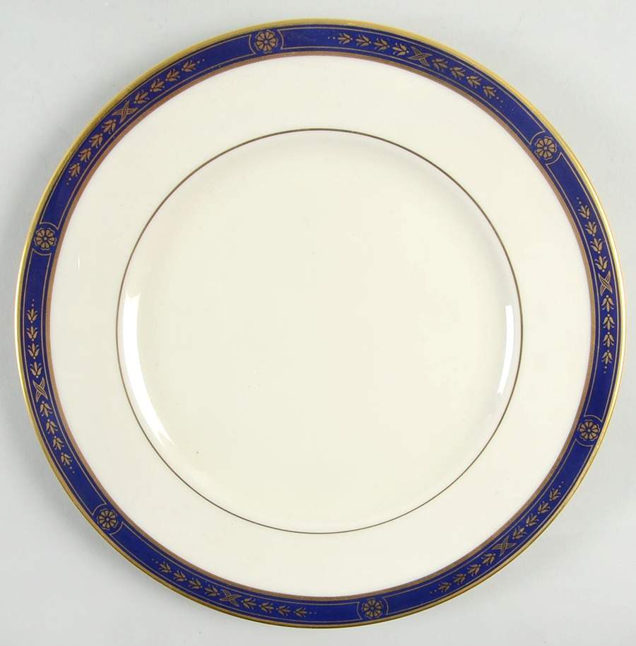 Winslow Castle Dinner Plate by Lenox-1