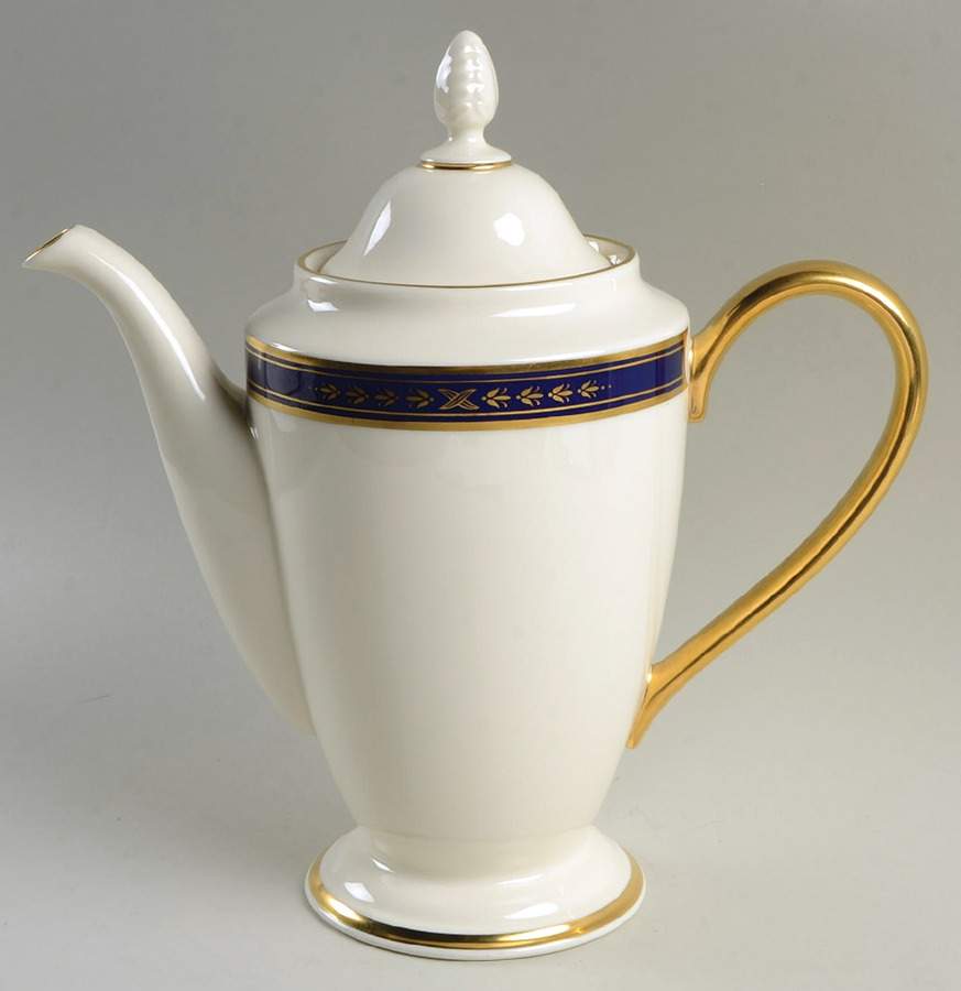Winslow Castle 1999 Shape Coffee Pot & Lid by Lenox-1