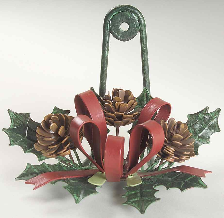 Winter Greetings Metal Plate Stand by Lenox-1