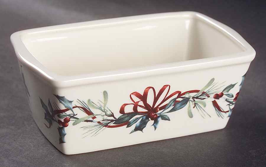 Winter Greetings Mini Loaf Pan by Lenox-1